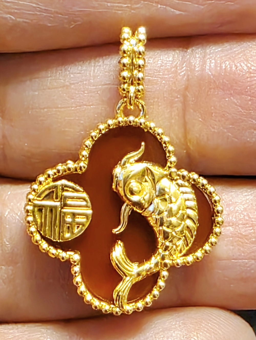 💛18k Red Agate Koi Pendant